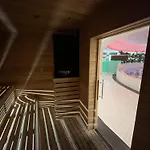 Hanza Tower - 22 Floor, Swimming Pool & Апартаменты