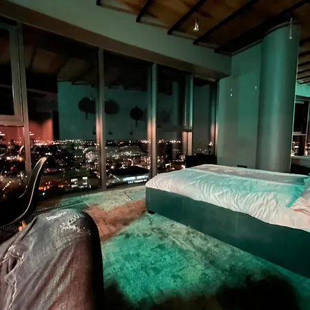 Hanza Tower - 22 Floor, Swimming Pool & דירה שצ'צ'ין