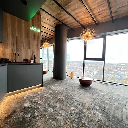 Hanza Tower - 22 Floor, Swimming Pool & Appartement